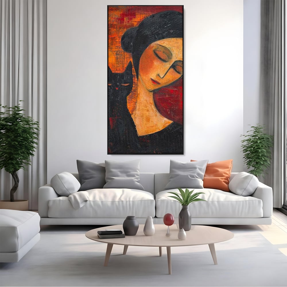 Tablou canvas cu pictura cu femeie si pisica neagra, in rama de aluminiu negru, pe perete intr-un living